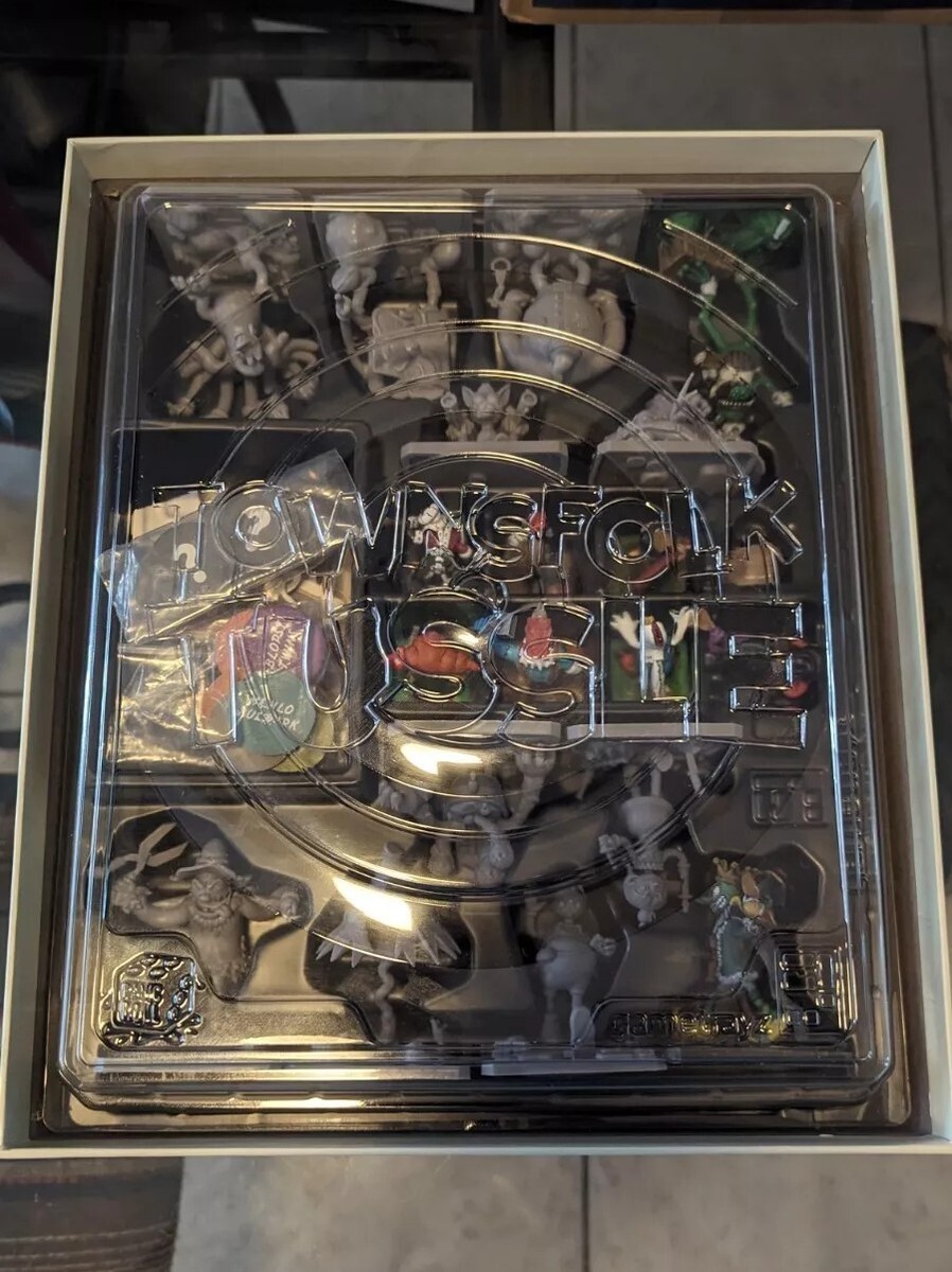A Review of Townsfolk Tussle (a cooperative game