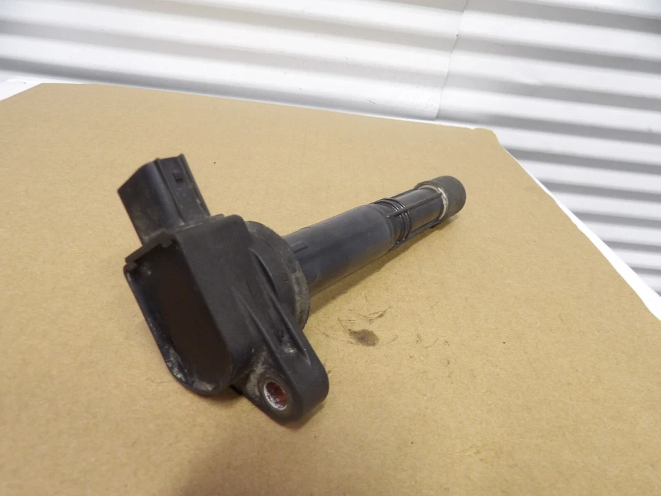 02-08 Honda Interceptor VFR800 una bobina de encendido / paquete de chispas 30520-PNA-007 Foto 2 de 3