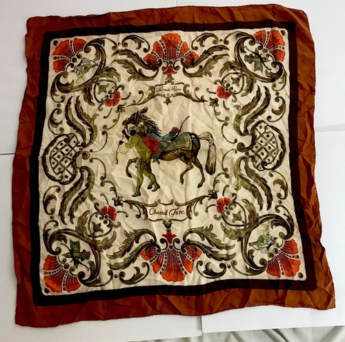 Sciarpa vintage Hermes Paris Cheval Turc 100% seta - Foto 2 di 12
