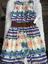 My Michelle women's sz. S sleeveless v-neck dress. New w/tags. Pretty