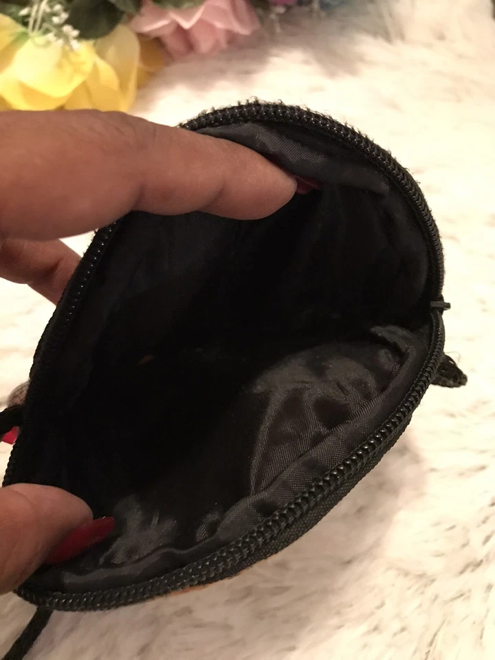 Bandolera Cartera Bolso de Mano NEGRO Coral Rosa Floral Flores Redondo Bonito Foto 4 de 4