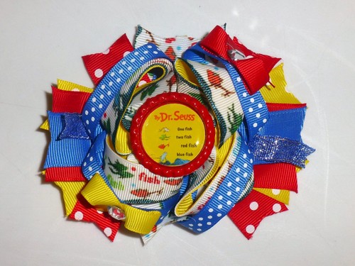 NEW Dr Seuss Oh the places you'll go Girls Outfit Set Cat in the Hat Horton - Picture 8 of 9
