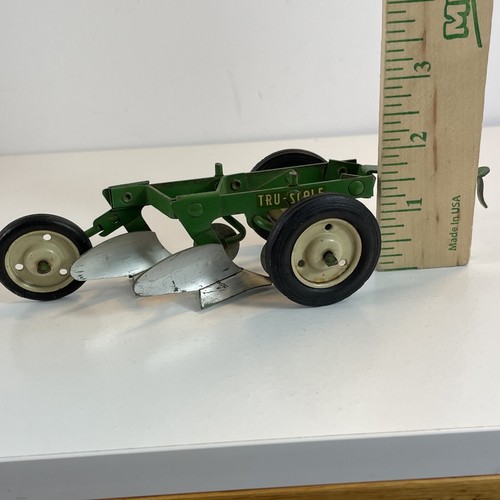 Tru-Scale 2 Bottom Pull Type Plow Oliver Green 1/16 Vintage Farm Toy - Picture 11 of 18