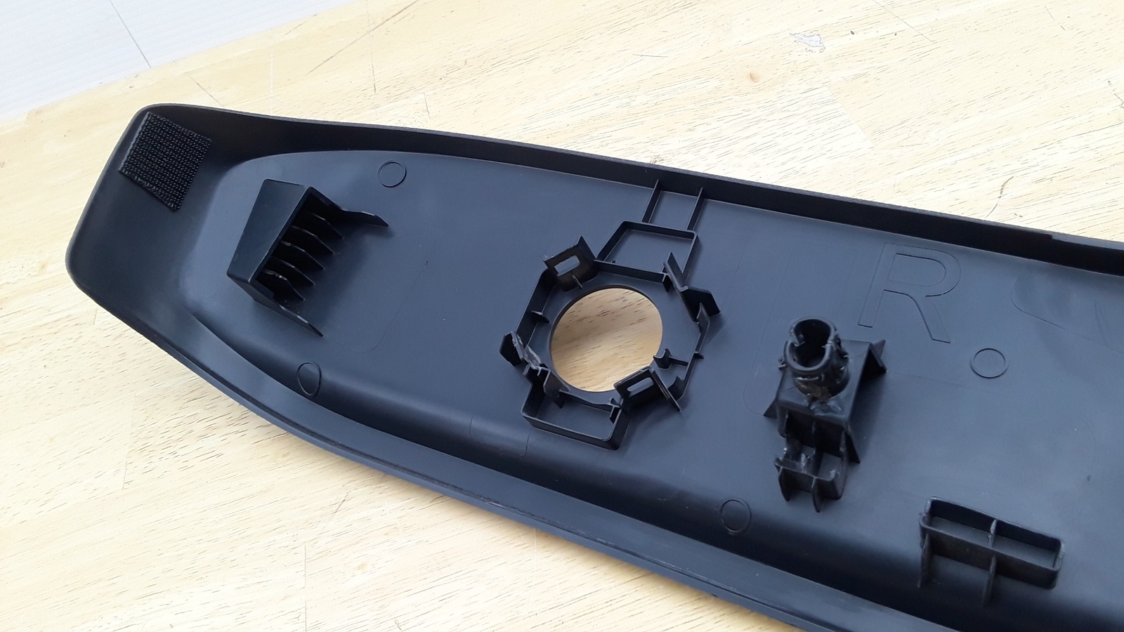 2018-2021 MERCEDES-BENZ SPRINTER 3500 XD FRONT RIGHT SIDE COVER 