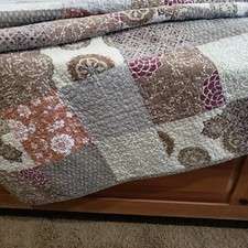 Throw Blanket Patchwork Quilt Reversible Floral Cottage Farmhouse Neutral Decor