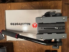 Manfrotto MVH502AH Video Fluid Head – Lightly Used - Box and Manuals Included