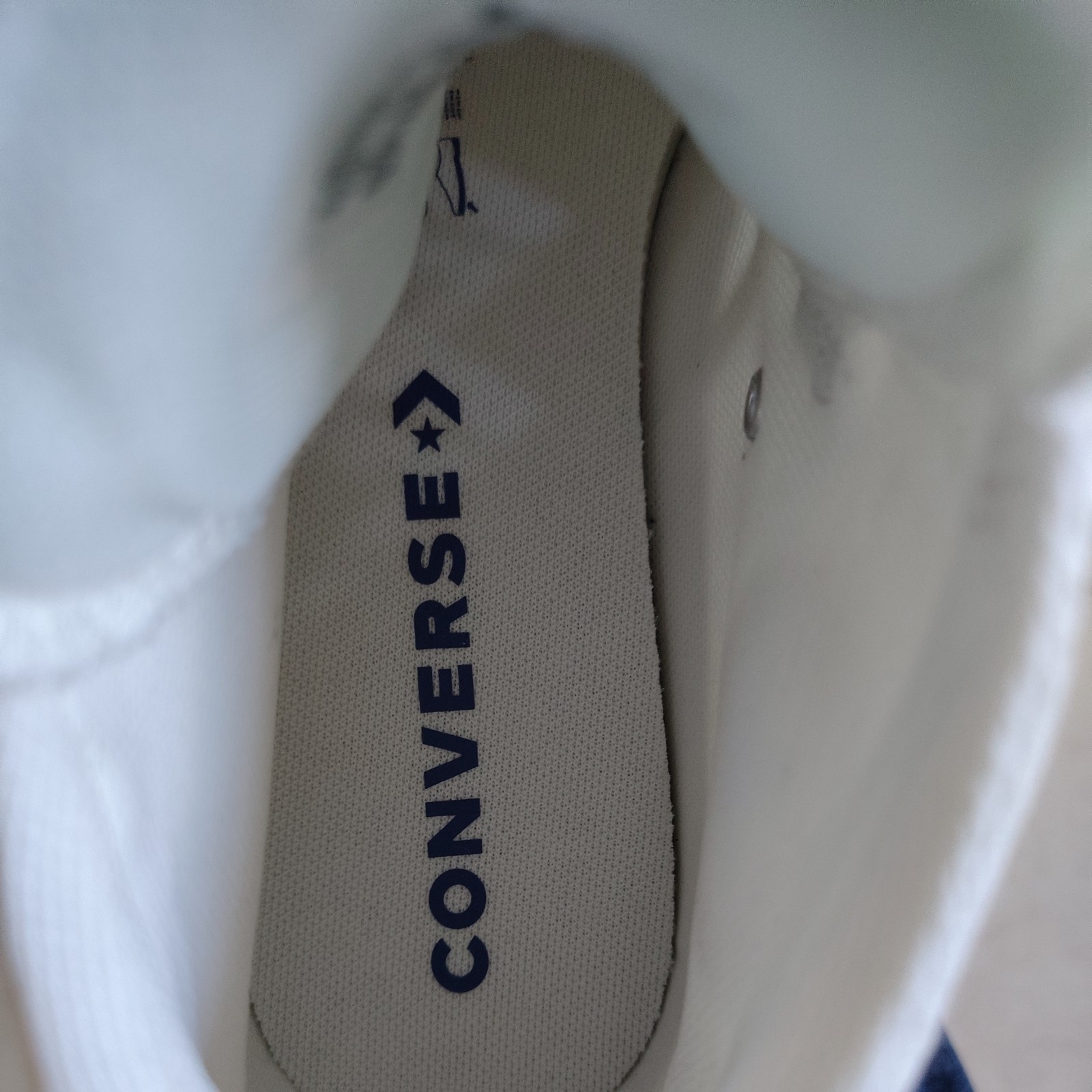 Converse Chuck Taylor All Star Mid Madison Shoes 563511F White Womens Size 7 thumbnail 2