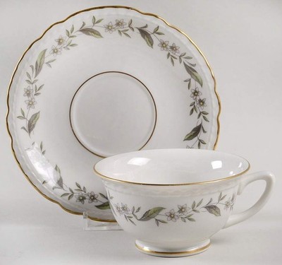 Royal Jackson Fleur De Blanc Cup & Saucer 1389021