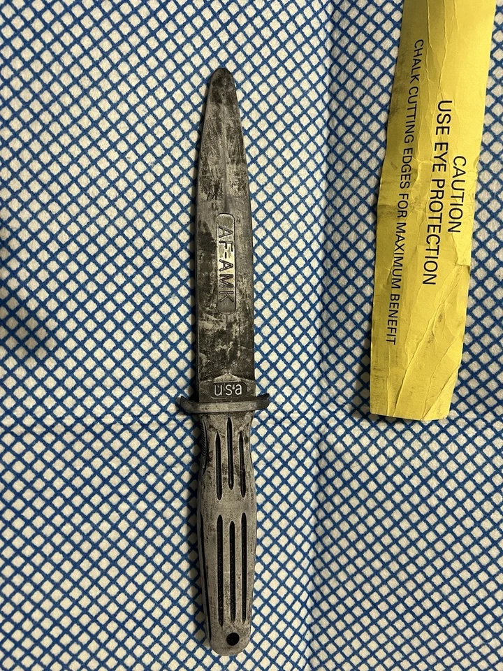 Cuchillo de entrenamiento raro AL MAR de colección Foto 4 de 4