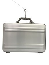ZERO HALLIBURTON 328 Attache Case Silver