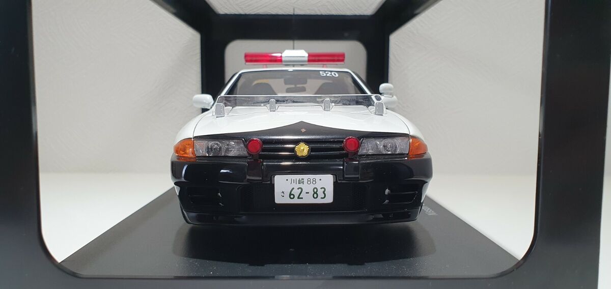 1/18 AUTOart NISSAN SKYLINE GT-R R32 BNR32 POLICE CAR 1/18 AUTOart NISSAN SKYLINE GT-R R32 BNR32 POLICE CAR