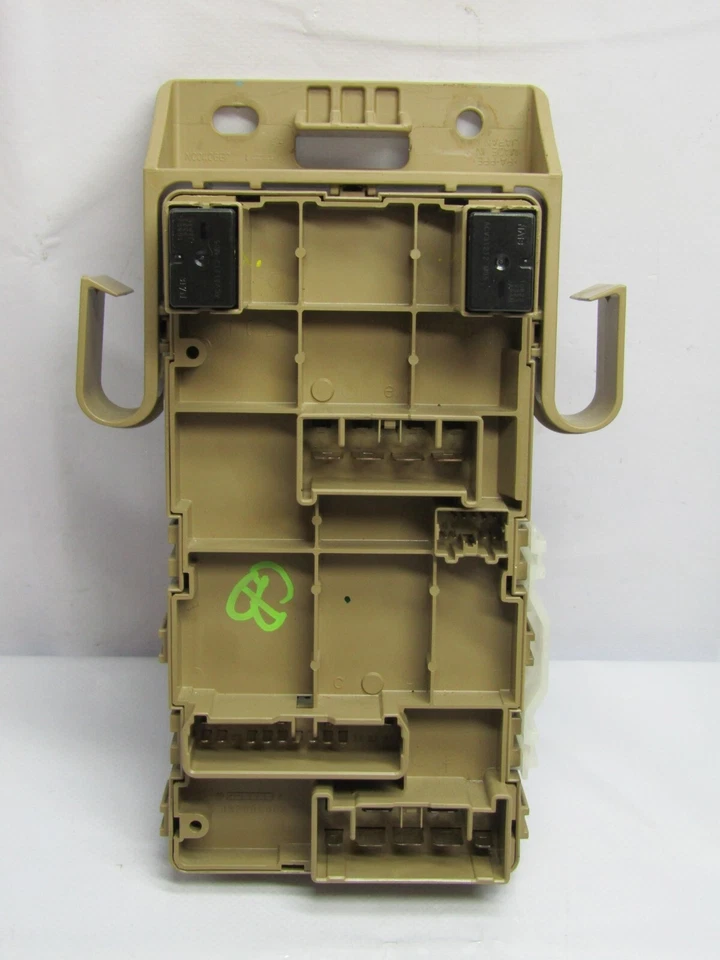 Panel de relé de caja de fusibles Subaru Legacy 2010-2014 OEM 82201AJ00A Foto 4 de 4