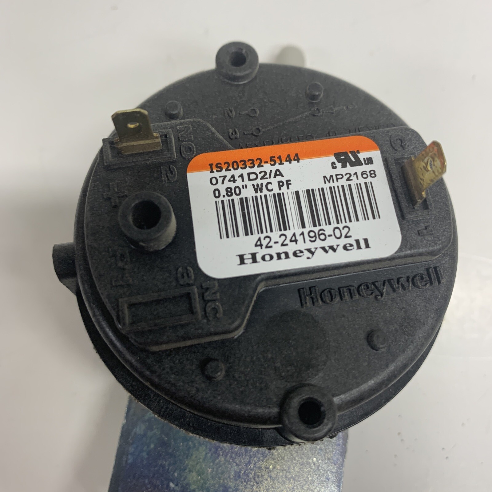422419602 .80 HONEYWELL FURNACE AIR PRESSURE SWITCH 2110B for sale
