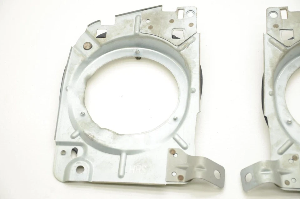 1984-1986 Nissan 300ZX Z31 2+0 Pair of Door Speaker Brackets - Image 2 of 4