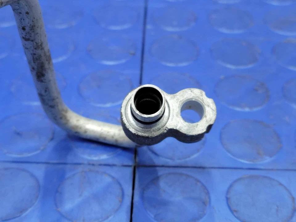 Toyota Camry 2014-2017 tubo líquido aire acondicionado pieza original OEM 8871006330 Foto 3 de 4