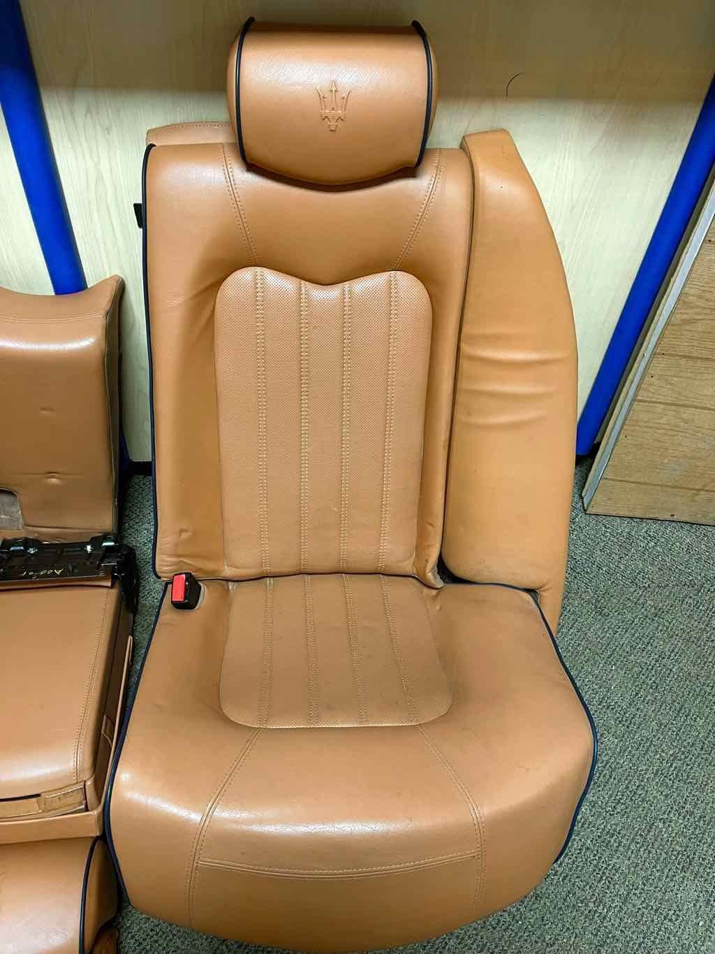 07 MASERATI QUATTROPORT Rear Seat