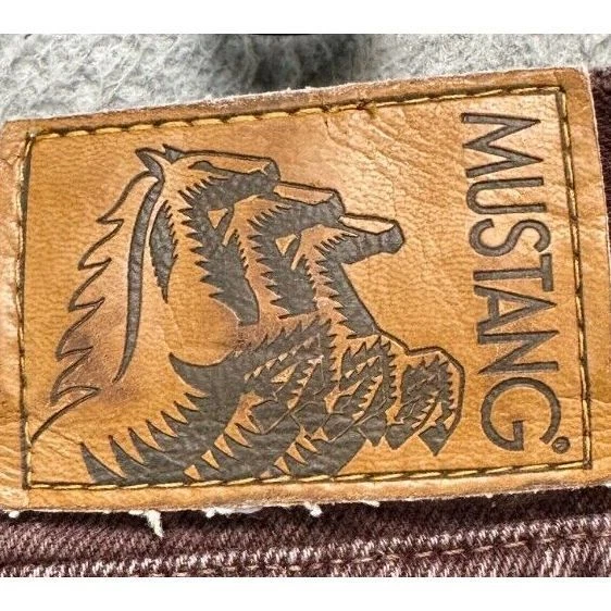 Mustang Jeans Mens 38X34 Burgundy Tapered Leg 100% Cotton Denim Pants 5 Pocket - Image 3 of 4