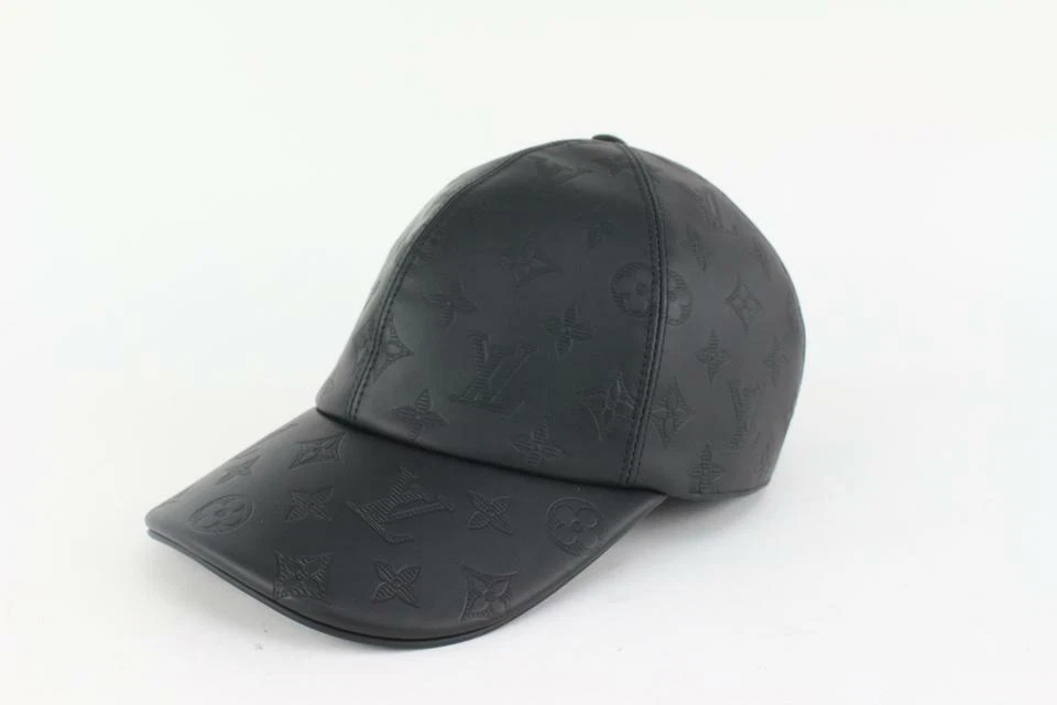 Louis Vuitton Monogram Shadow Cap Black Cotton. Size 60