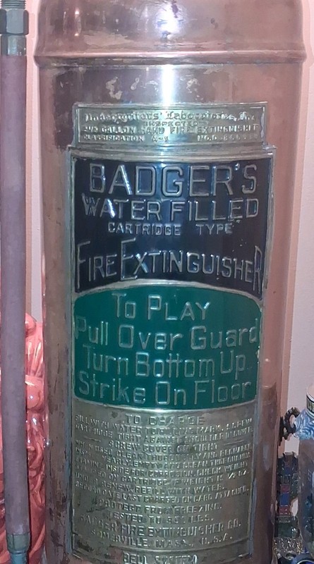 Badger Water Filled Fire Extinguisher Table Lamp Metal Corded Copper/Green