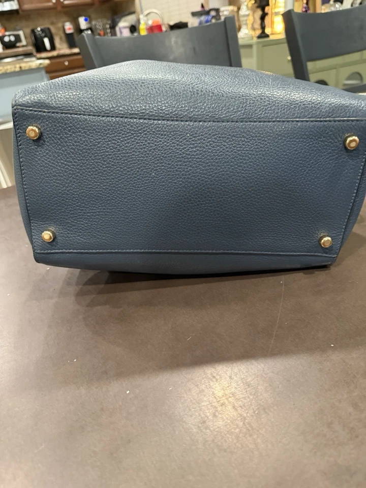 Coach Pebbled Leather Satchel Shoulder Bag – Navy Blue with Gold Hardware - Image 3 of 4