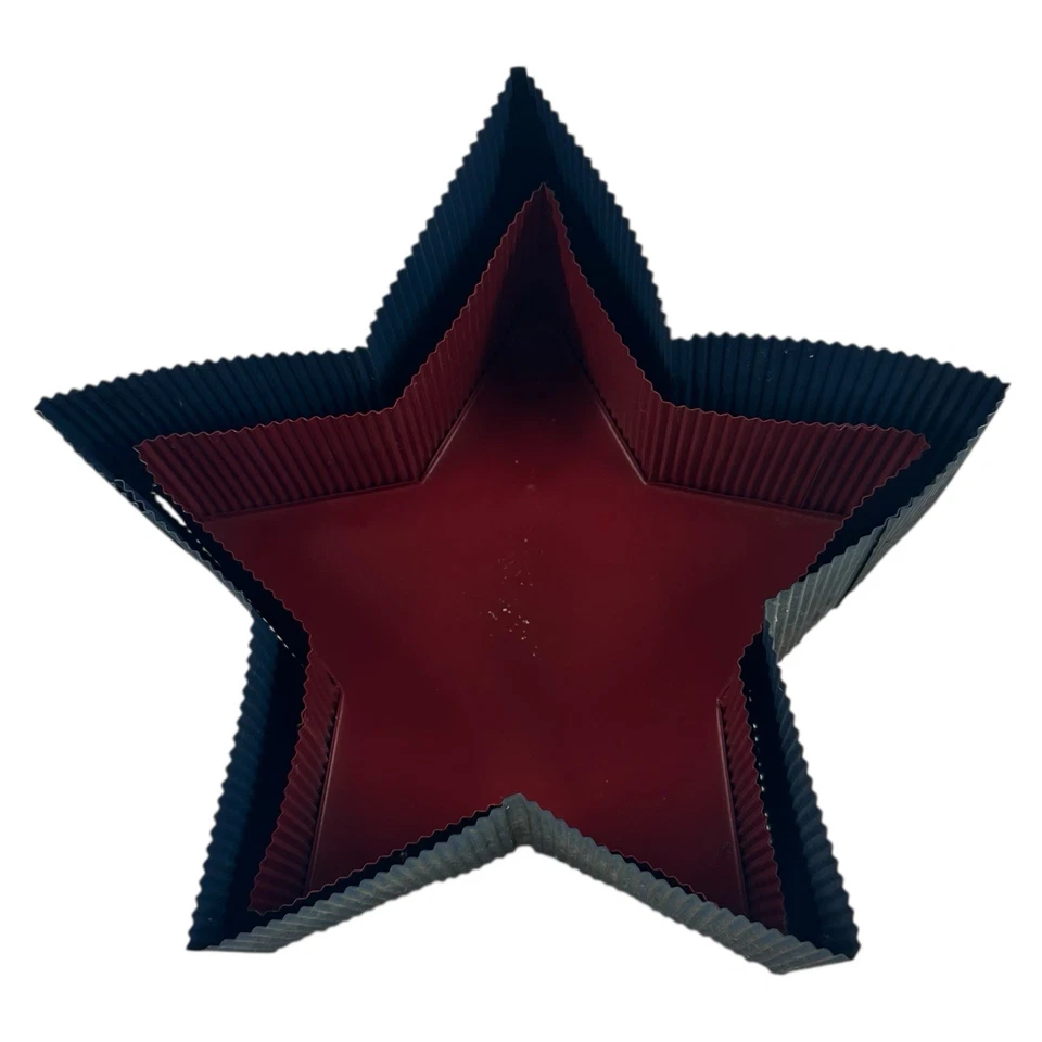 Set of 3 Metal Star Shaped Nesting Boxes Folk Art Farmhouse Style Americana - Image 4 of 4