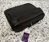 Targus 15.6 Laptop Bag Brand New Padded Shoulder Briefcase Messenger Case