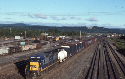 Duplicate  Train Slide CSX C40-8 #7552 08/2000 Selkirk NY