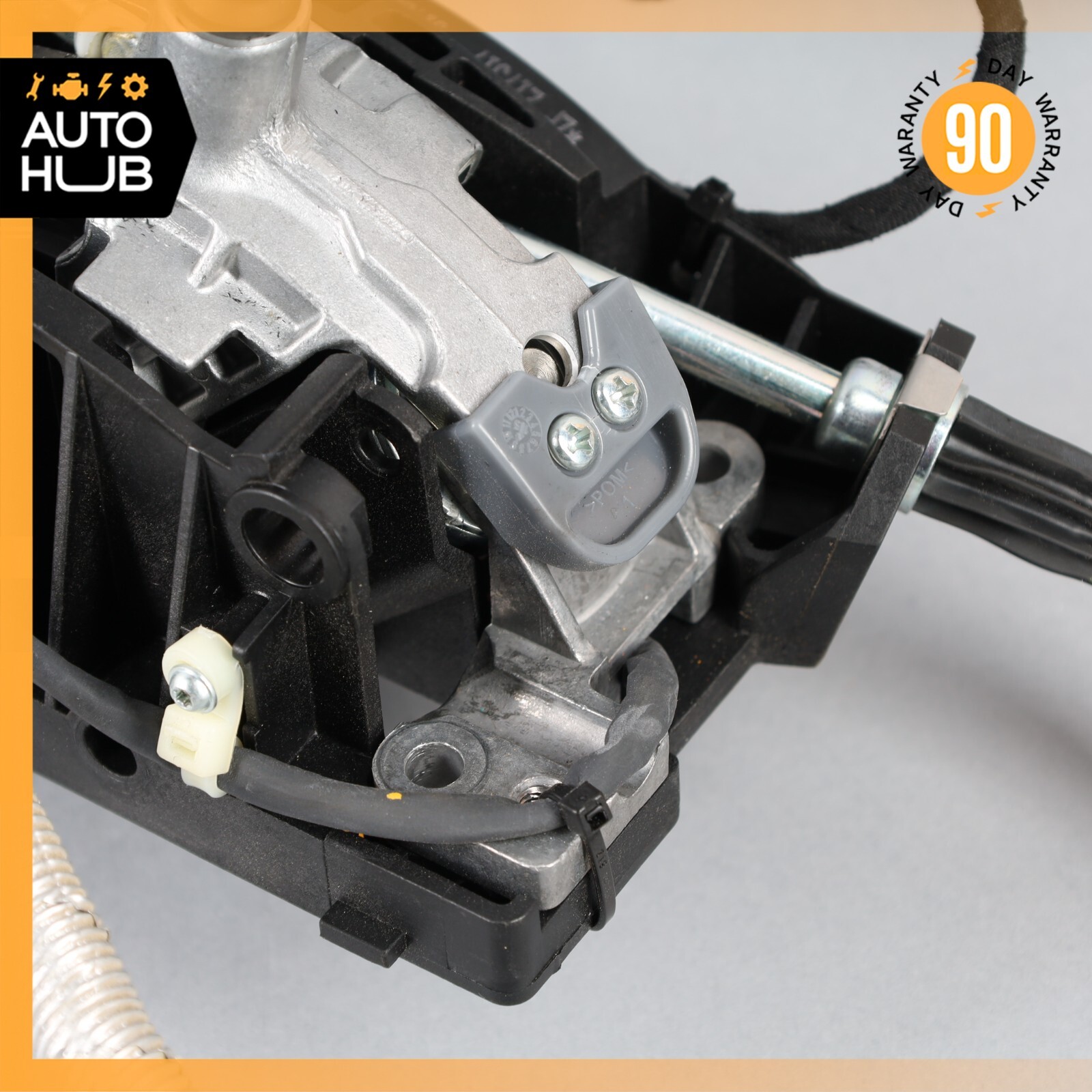 04-18 Maserati GranTurismo S Quattroporte Floor Shifter Gear Shift Selector OEM