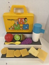 Fisher Price 638 1979 Play Lunch box With Thermos ABC Plastic Quaker Oats USA