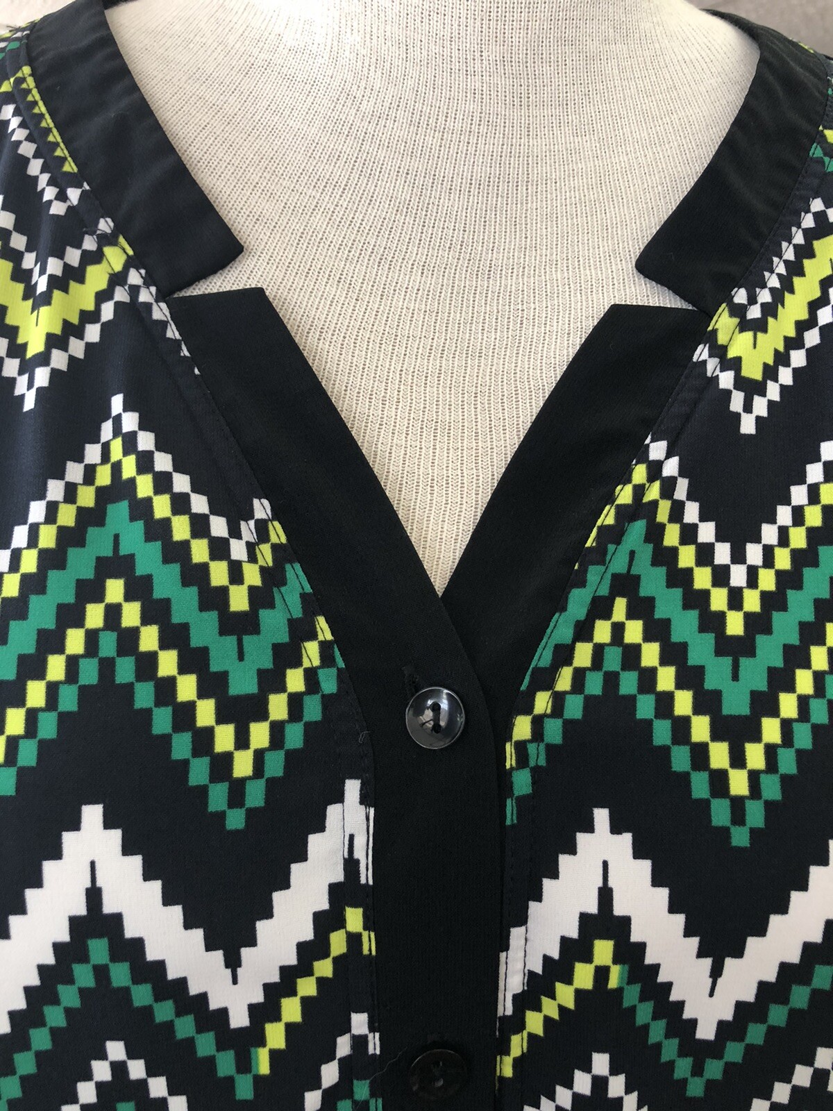 Catherine’s Petite 3x button front blouse #3028 - image 2