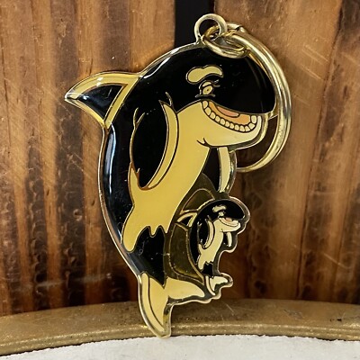 Vintage 1989 ~ SHAMU / SEAWORLD /  Killer Whale Metal Keychain