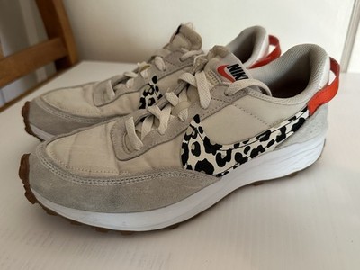 Nike Waffle Debut Women's Sneakers White/Team Orange/Rattan Leopard Pattern Sz 8