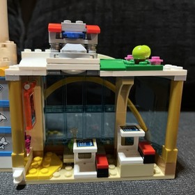 LEGO DC Super Hero Girls: Super Hero High School (41232)