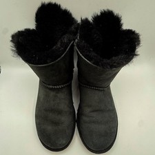UGG Kids Bailey Bow II Black Suede Sheepskin Boots 1012808 Size 5 Kids