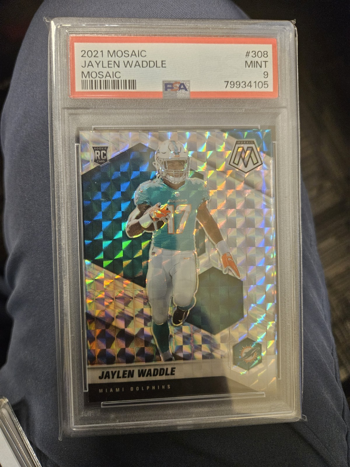 2021 Panini Mosaic - Rookies Jaylen Waddle #308 Mosaic Prizm (RC)