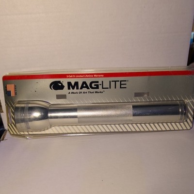 Mag-Lite S3D-106 Flashlight 3 Cell NEW