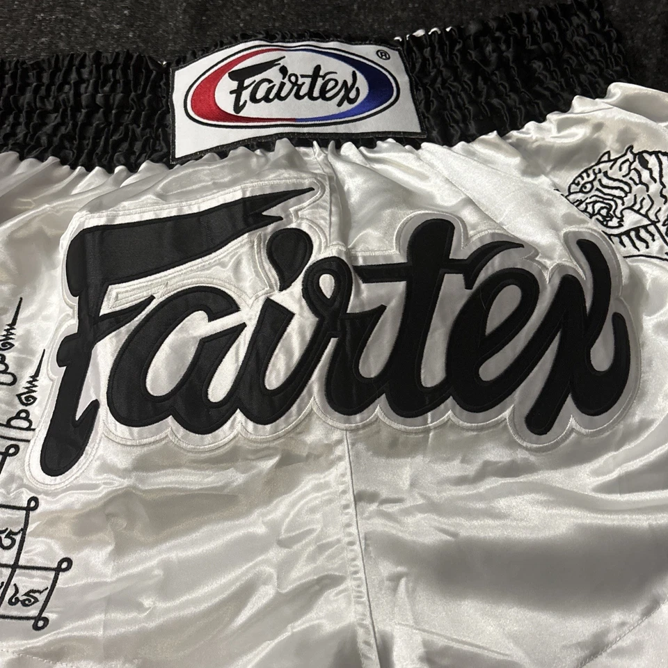 Fairtex (L) White Boxing Trunks - Image 3 of 4