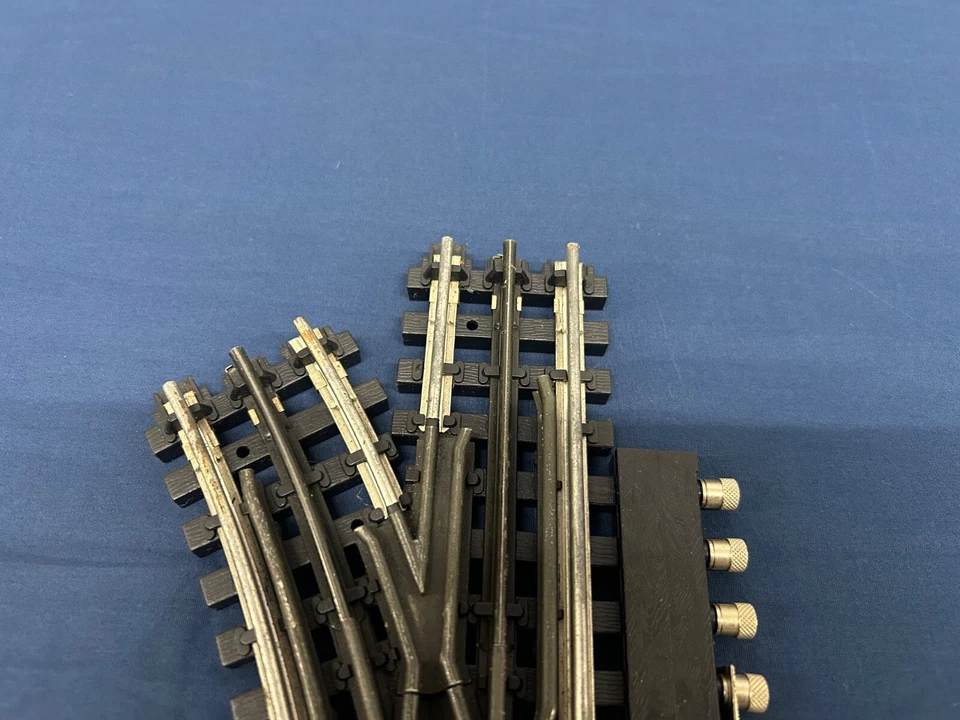 K-line SuperSnap Shadow Rail O-31 Left Hand Remote Switch Track K-0763 NO BOX - Image 4 of 4