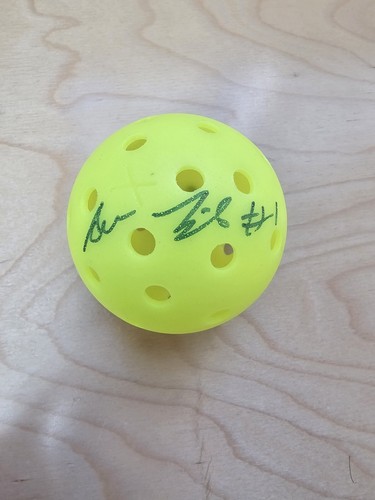 Anna Leigh Waters Signed Pickleball Ball #1 Inscription Beckett BAS COA - Afbeelding 3 van 4
