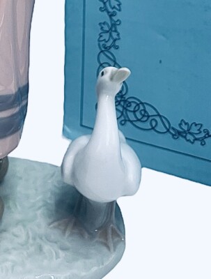 Lladro Porcelain Retired Figurine 5201 Josefa Feeding Duck w