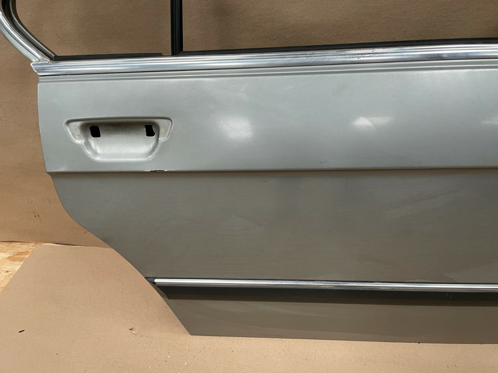 Right Rear Door Shell 19 19 Bmw E28 528e Oem 108k Lachs Silber Ebay Right Rear Door Shell 19 19 Bmw E28 528e Oem 108k Lachs Silber Ebay
