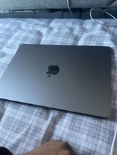 Apple MacBook Air 13" Apple M3 chip 16GB RAM 256GB SSD Midnight MC8K4LL/A 2024