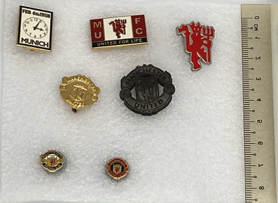 MANCHESTER UNITED : LOT OF 7 PINS - VARIOUS SIZES (SMALL - MINI) - VERY HTF - Image 1 of 4