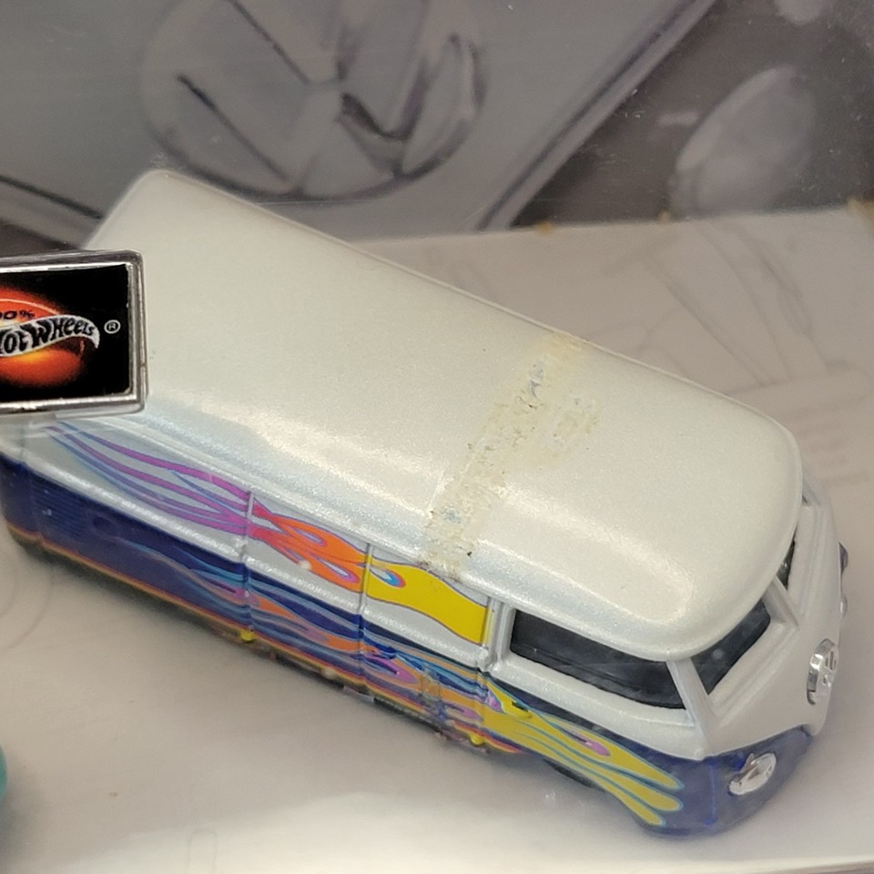 100% Hot Wheels Volkswagen V-Dubyas VW Bug Microbus 2 Car Set - Real ...