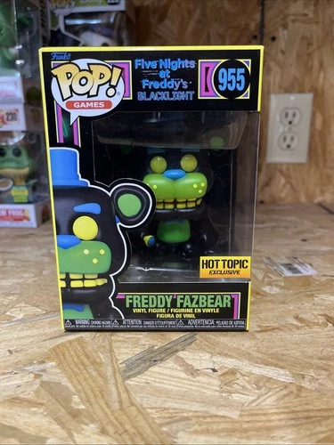 Funko Pop Freddy Fazbear Five Nights at Freddy's FNAF Hot Topic Blacklight #955