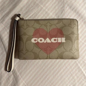 Coach Heart Wristlet | eBay