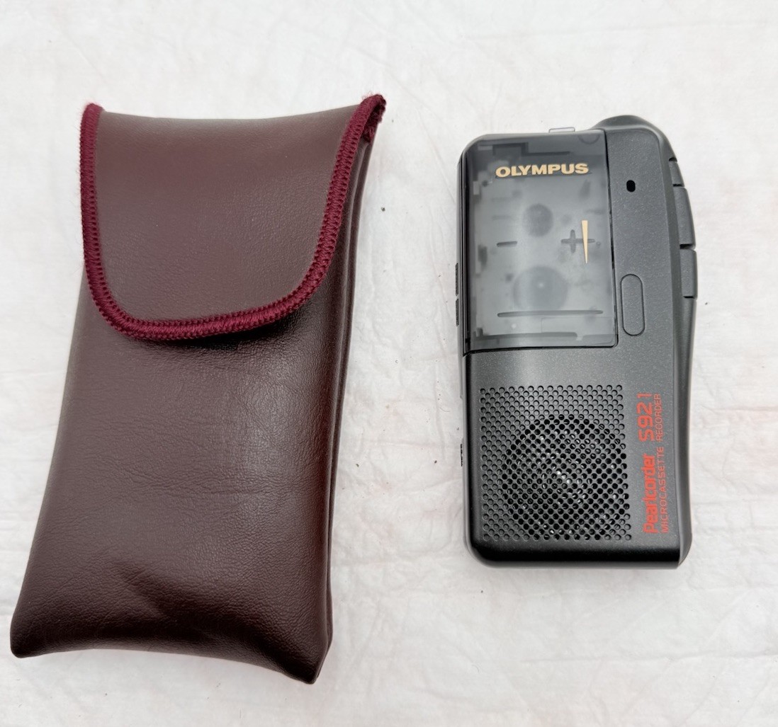 Olympus Pearlcorder S921 Microcassette Recorder Working With Case