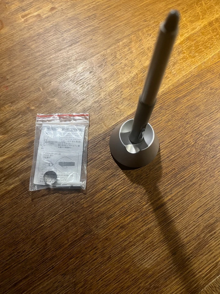 Wacom Cintiq 21ux mit Stift - Bild 3 von 4