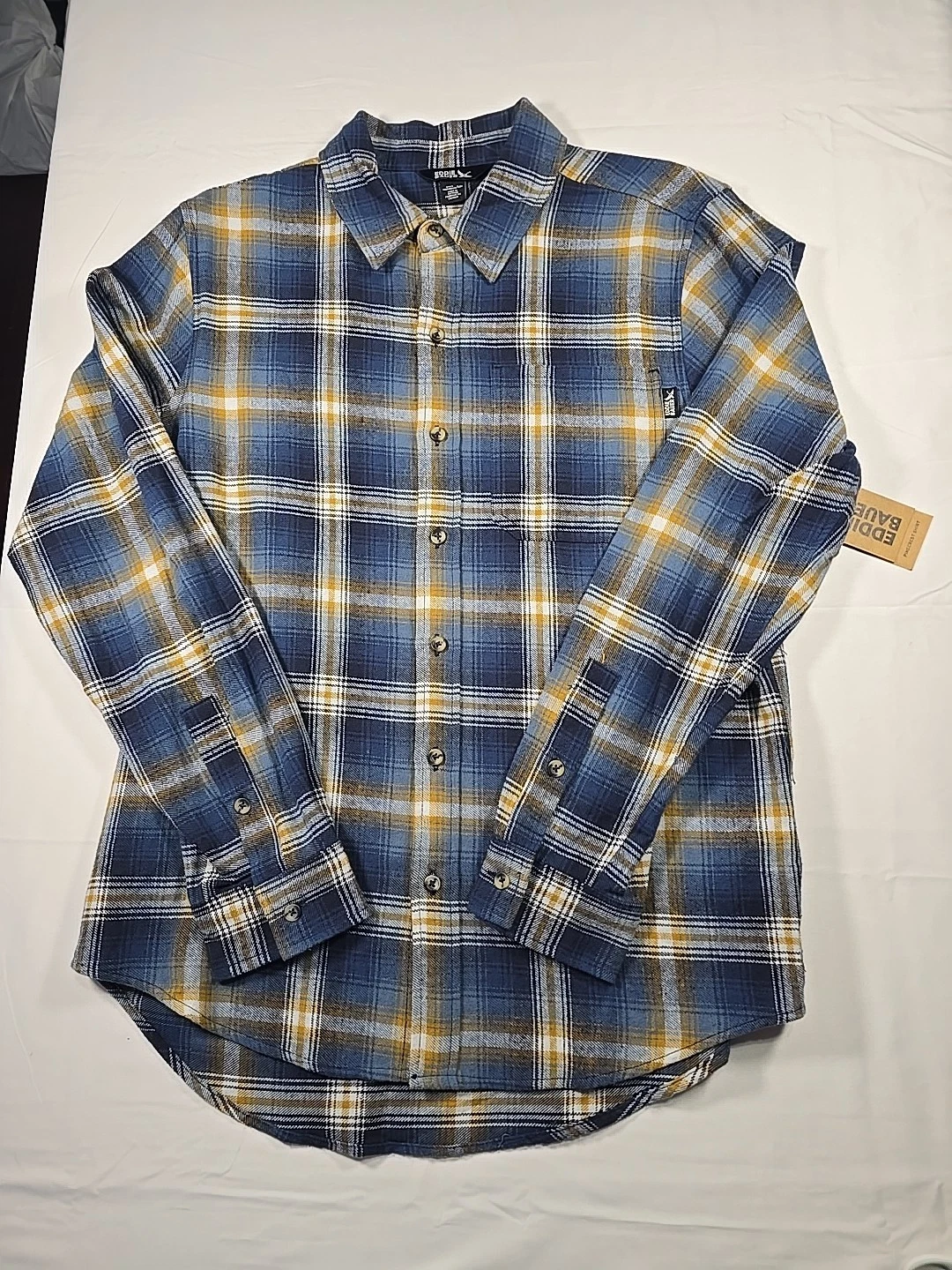 Eddie Bauer Pinecrest Mens Small Flannel Plaid grunge Classic Shirt Dad