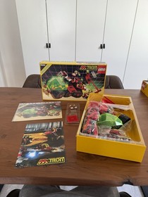 LEGO Space M-TRON 6989 Mega Core Magnetizer Box, Instruction Manual Plastic Inlay 1990